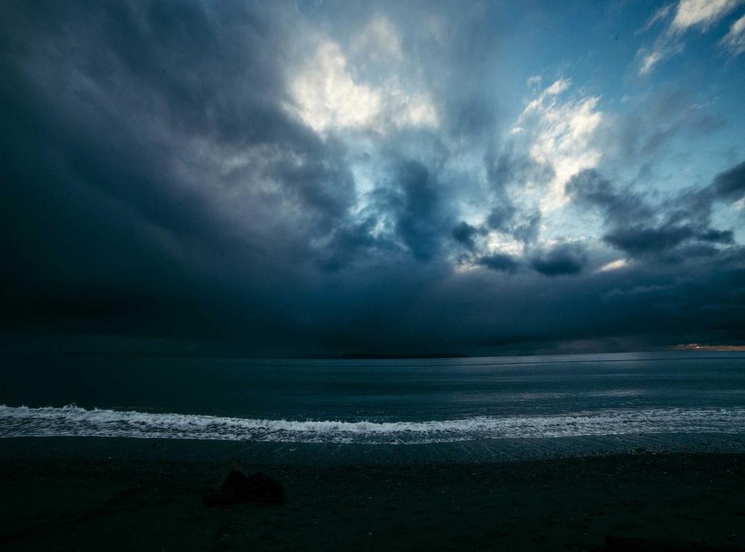 Separating Fact from Fiction: Why Are There So Many Rumors?